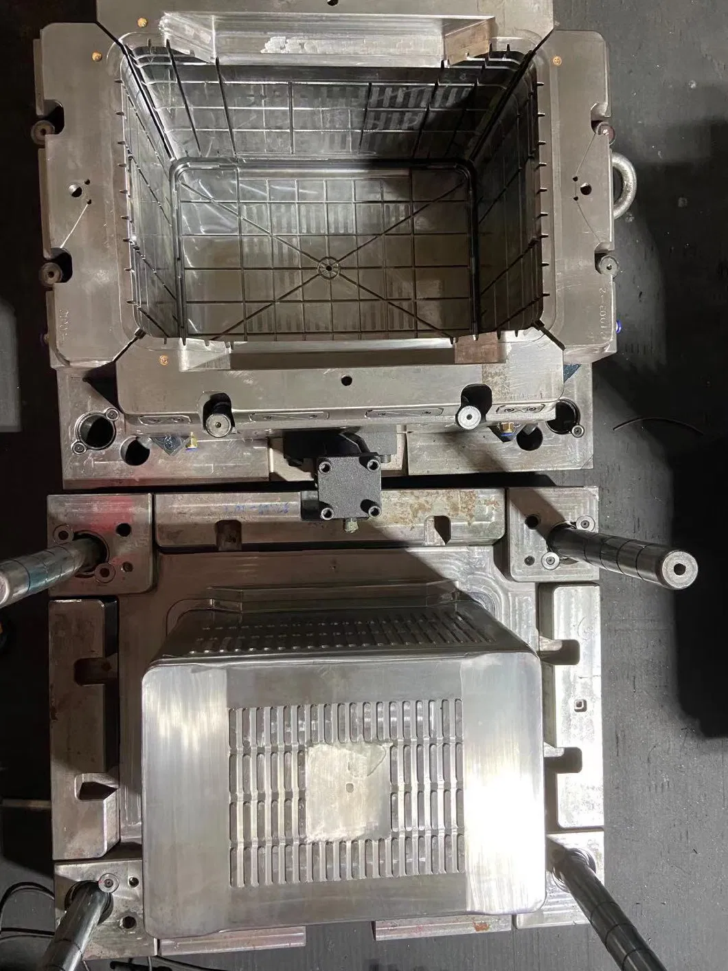 Factory Beer and Fruit Vegetable Crate Plastic Injection Box Mould